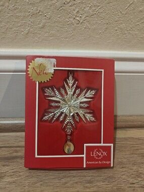 Lenox Disney Showcase Collection Elsa's Snowflake Christmas Ornament